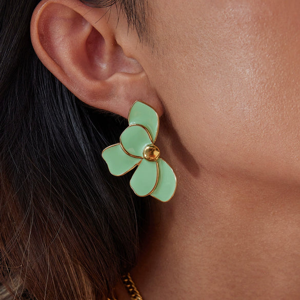 Fashion Elegant Nonfading Petal Flower Stainless Steel Earrings With Electroplating