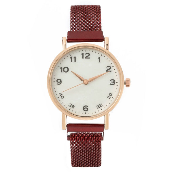 Fashion Female Quartz Watch With Metal Strap And Alloy Case