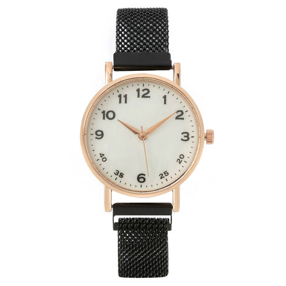 Fashion Female Quartz Watch With Metal Strap And Alloy Case