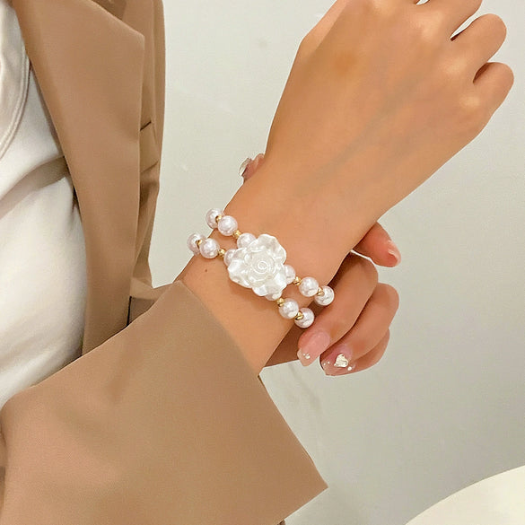Fashion Female Retro Multilayer Alloy Imitation Pearl Flower Geometric Bracelet With Electroplating