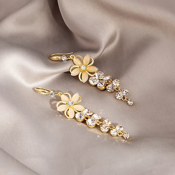 Fashion Flower Alloy Inlay Rhinestone Earrings