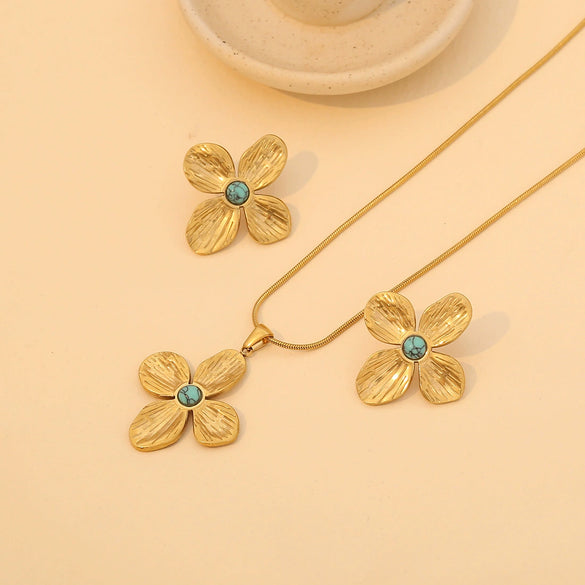 Fashion Flower Stainless Steel Jewelry Set With Snake Bone Chain And Electroplating Design For Women