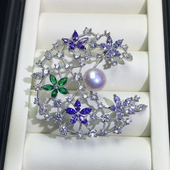 Fashion Freshwater Pearl Moon Brooch For Ladies