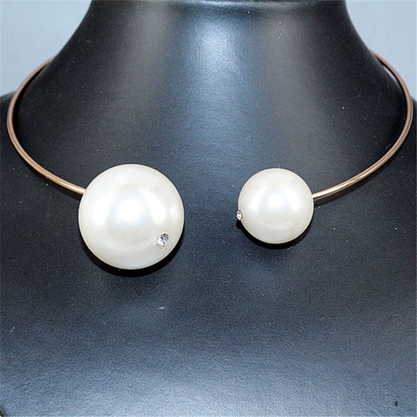 Fashion Geometric Alloy Pearl Collar Necklace Elegant Exaggerated Pendant Jewelry For Women