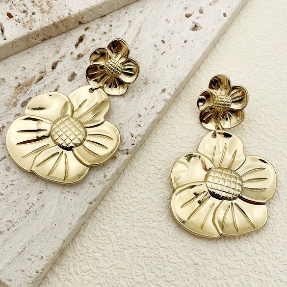 Fashion Geometric Hollow Stainless Steel Goldplated Flower Earrings