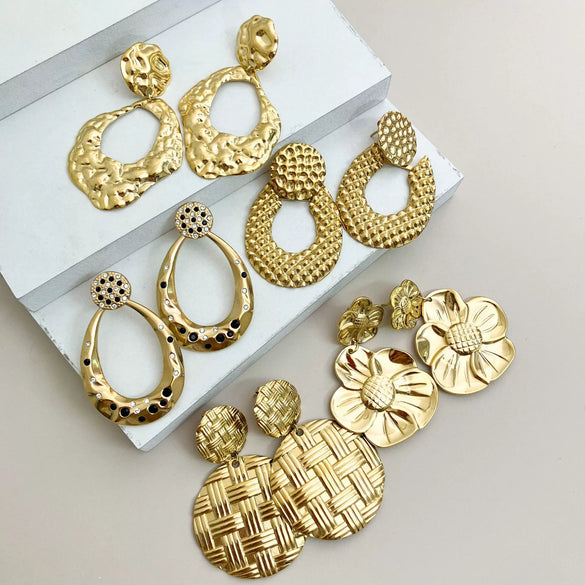 Fashion Geometric Hollow Stainless Steel Goldplated Flower Earrings