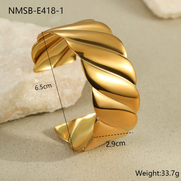 Fashion Geometric Stainless Steel 18K Gold Plated Women's Bracelet