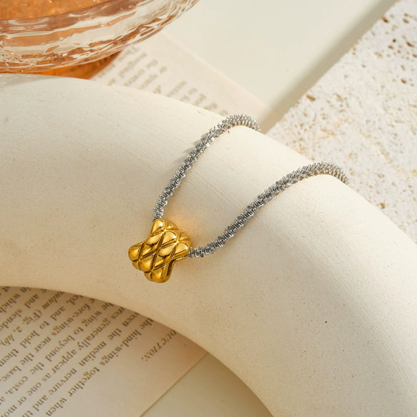 Fashion Geometric Stainless Steel Necklace For Women With Vacuum Electroplated Simple Clavicle Chain