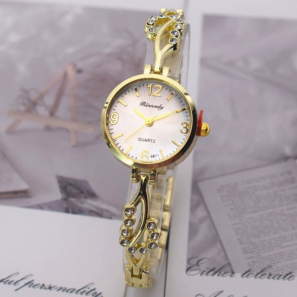 Fashion Girls Quartz Watch Alloy Case And Strap Round Dial Imitation Ceramic