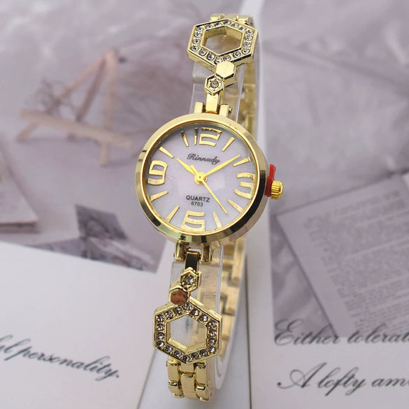 Fashion Girls Quartz Watch Alloy Case And Strap Round Dial Imitation Ceramic