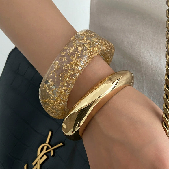 Fashion Hand Jewelry Light Luxury Gold Foil Resin Bracelet For Women Irregular Shape Polish Processing