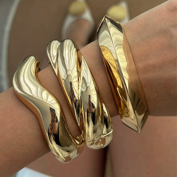Fashion Heavy Industry Metal Exaggerated Irregular Wave Electroplated Bracelet