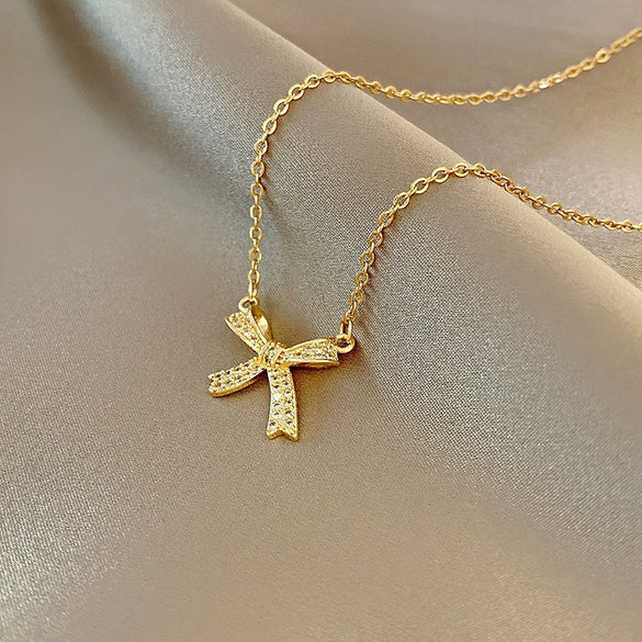 Fashion High End Female Copper And Stainless Steel Geometric Micro Inlaid Zircon Clavicle Necklace