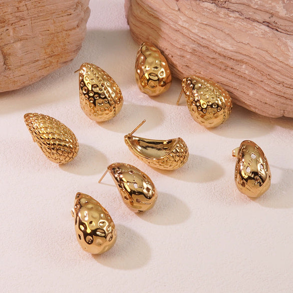 Fashion Hollow Dropshaped Stainless Steel Earrings Plated With Gold Minimalist Style