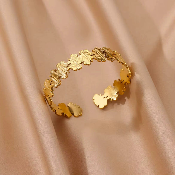 Fashion Hot Flower Stainless Steel Open Bracelet With Exaggerated Hollow Flower Leaves And Electroplating Treatment