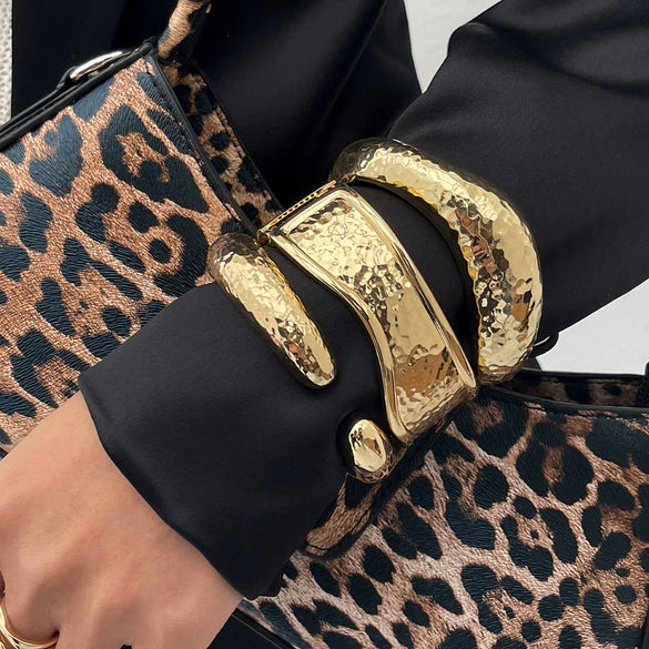 Fashion Ins Metal Irregular Knocking Pattern Electroplated Bracelet
