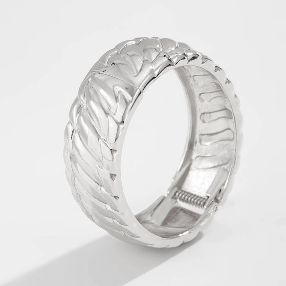 Fashion Irregular Liquid Metal Pleated Bracelet Electroplating Highend