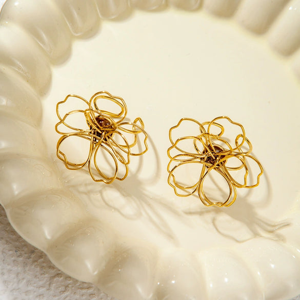 Fashion Jewelry Stainless Steel Flower Ring With Electroplating Design