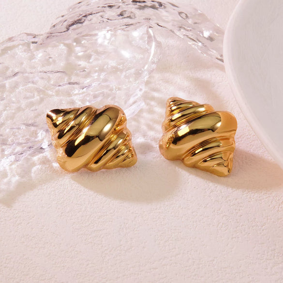 Fashion Jewelry Stainless Steel Ice Cream Shape Cow Horn Stud Conch Earrings For Women Seiko