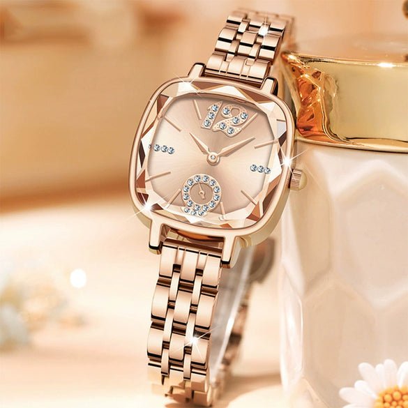 Fashion Ladies Alloy Quartz Round Dial Star Flower Diamond Bracelet Watch