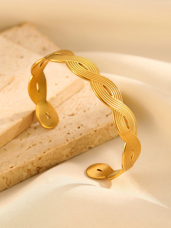 Fashion Leaf Flower Geometric Love Opening Stainless Steel Bracelet For Women With Electroplating
