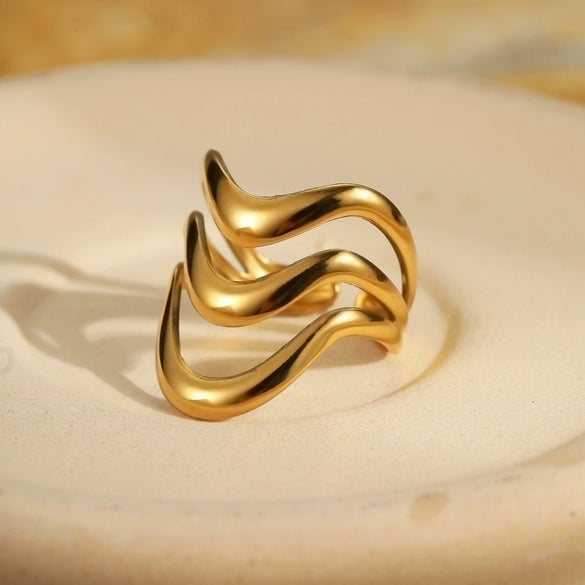 Fashion Line Design Stainless Steel Ring Light Luxury Style Geometric Wave Pattern Electroplated