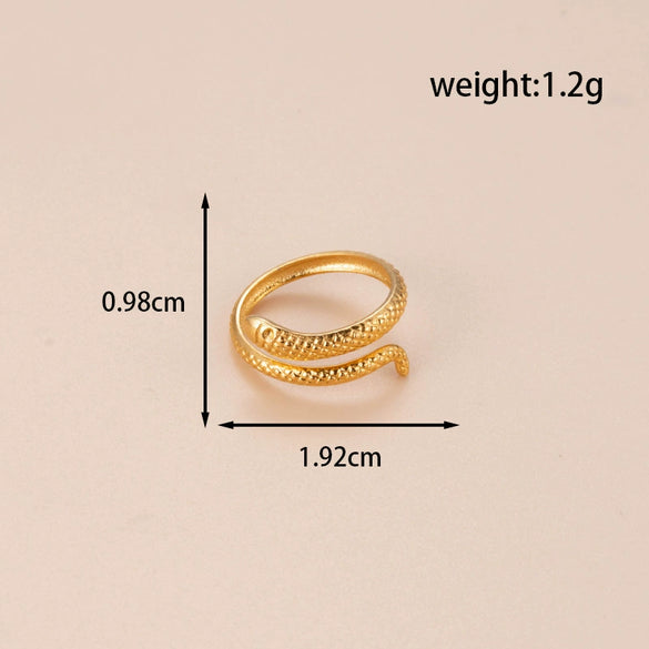 Fashion Love Round Leaves Light Luxury Opening Adjustable Titanium Steel Ring With Electroplating