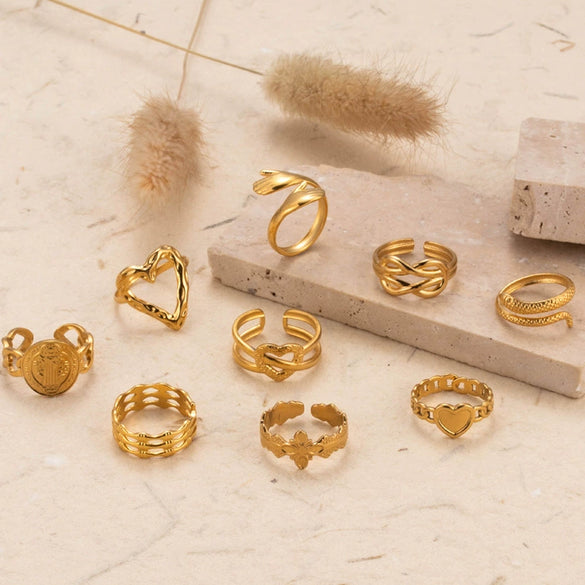 Fashion Love Round Leaves Light Luxury Opening Adjustable Titanium Steel Ring With Electroplating
