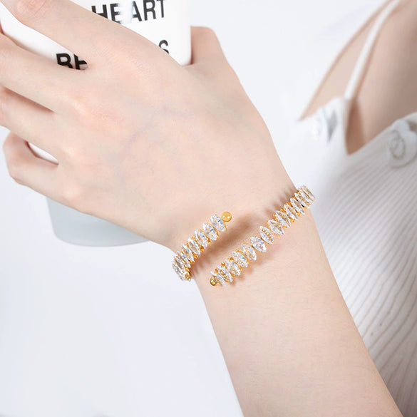 Fashion Luxury Light Luxury Diamond Zircon Open Bracelet Titanium Steel Electroplated Jewelry Wholesale