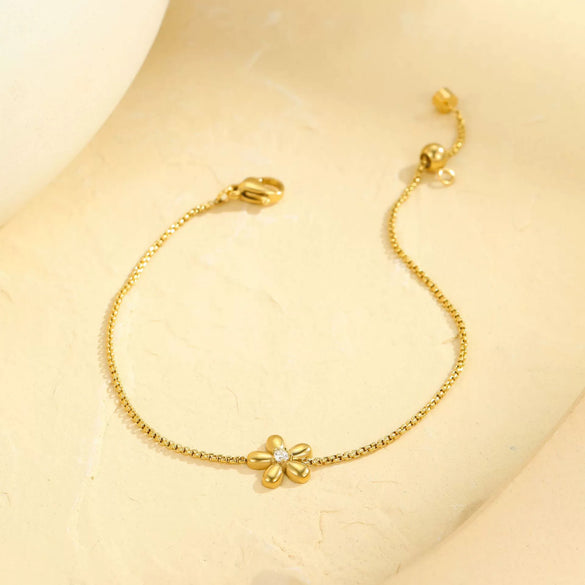 Fashion Luxury Stainless Steel Women's Geometric Flower Diamond Bracelet With Electroplating