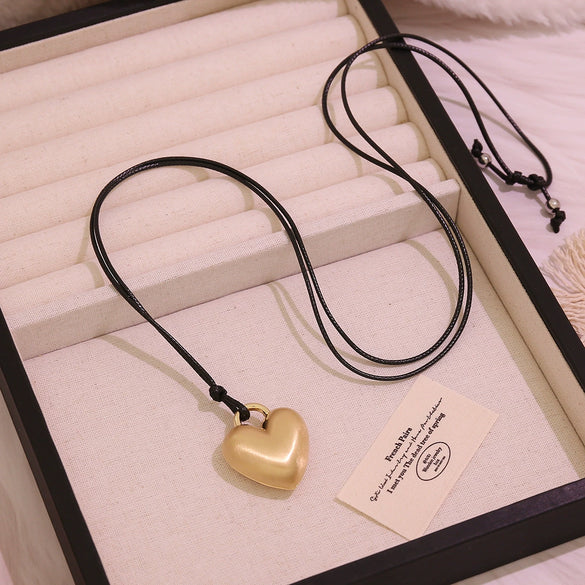 Fashion Matte Alloy Heart Shape Long Necklace For Women