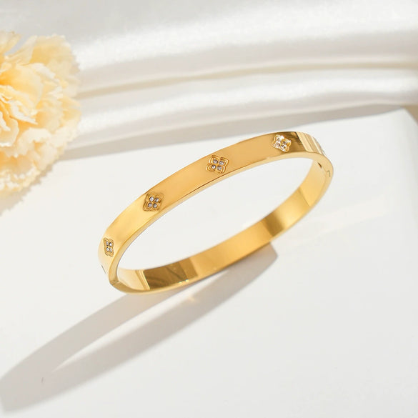 Fashion Microinlaid Rhombus Fourleaf Clover Titanium Steel Bracelet For Women Vacuum Electroplated