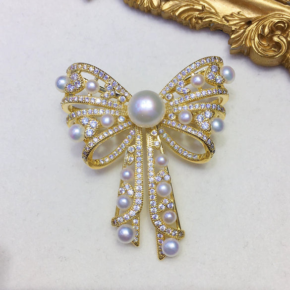 Fashion Multi Bead Natural Freshwater Pearl Flower Shaped Brooch Pin With Plaid Pattern Set With Pearls Copper Plated With Thick Real Gold For Women