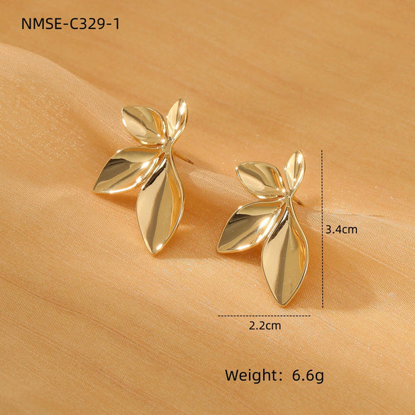 Fashion Niche Design Titanium Steel Heart Earrings For Women With Electroplating Treatment