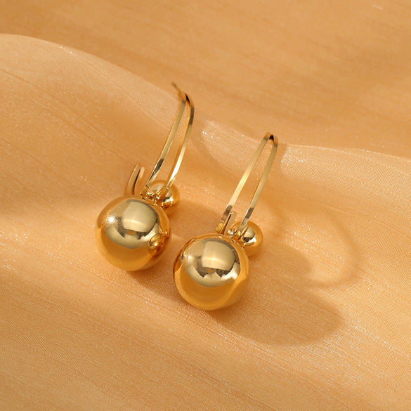 Fashion Niche Design Titanium Steel Heart Earrings For Women With Electroplating Treatment