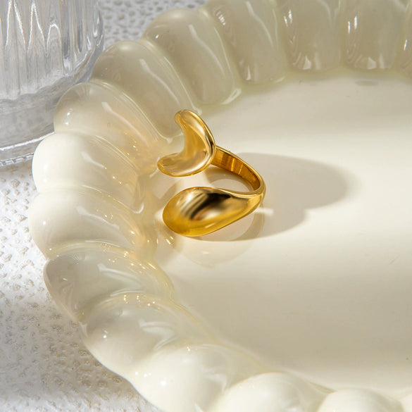 Fashion Ol Simple Stainless Steel Nonfading Real Gold Irregular Geometric Ring With Electroplating