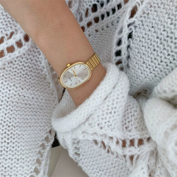 Fashion Oval Alloy Band Quartz Watch For Female