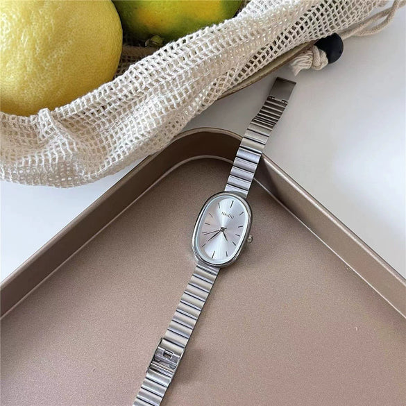 Fashion Oval Alloy Band Quartz Watch For Female