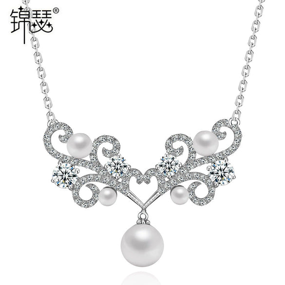 Fashion Pearl Pendant Necklace With Geometric Copper Design And Clavicle Chain For Women