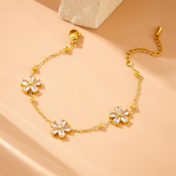 Fashion Personality Joker Color Flower Stainless Steel Necklace And Bracelet With Electroplating