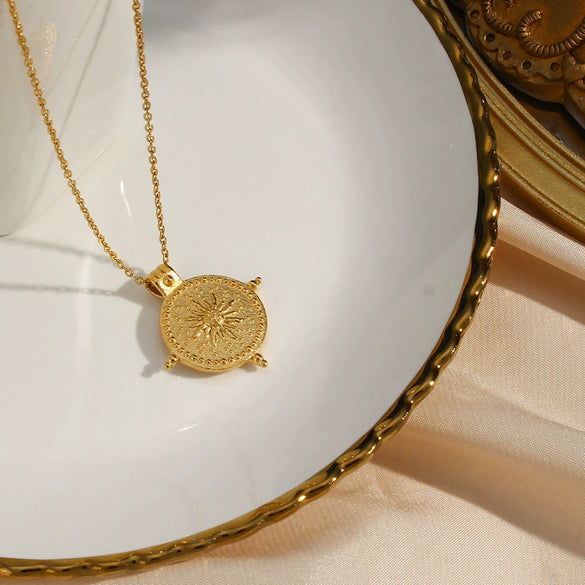Fashion Personality Pendant Jewelry Stainless Steel 18K Gold Plated Retro Sun Compasses Pendant Necklace With Geometric Styling And Electroplating