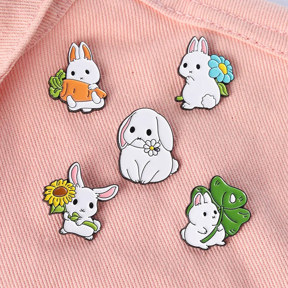 Fashion Rabbit Alloy Stoving Varnish Women'S Brooches
