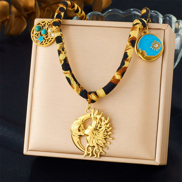 Fashion Retro Creative Printed Cotton Stainless Steel Pendant Love Butterfly Necklace With Animal Zodiac Pattern And Electroplating Design