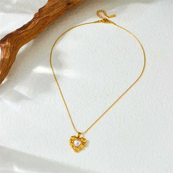 Fashion Retro Design Irregular Love Pearl Pendant Stainless Steel Women's Necklace With Electroplating