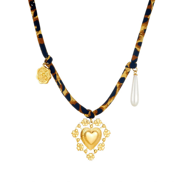 Fashion Retro Goldplated Stainless Steel Heartshaped Pendant Necklace