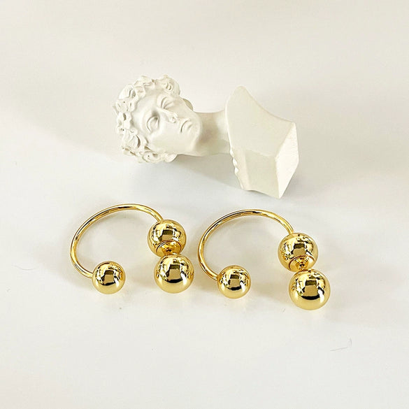 Fashion Retro Heart Copper Earrings With Silver Pin Electroplated Simple Statement Earrings
