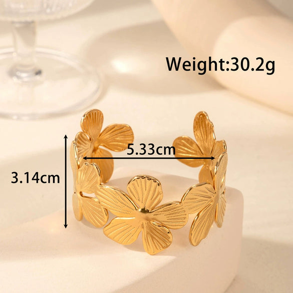 Fashion Retro Hollow Star Snake Shaped Titanium Steel Opening Adjustable Bracelet With Electroplating