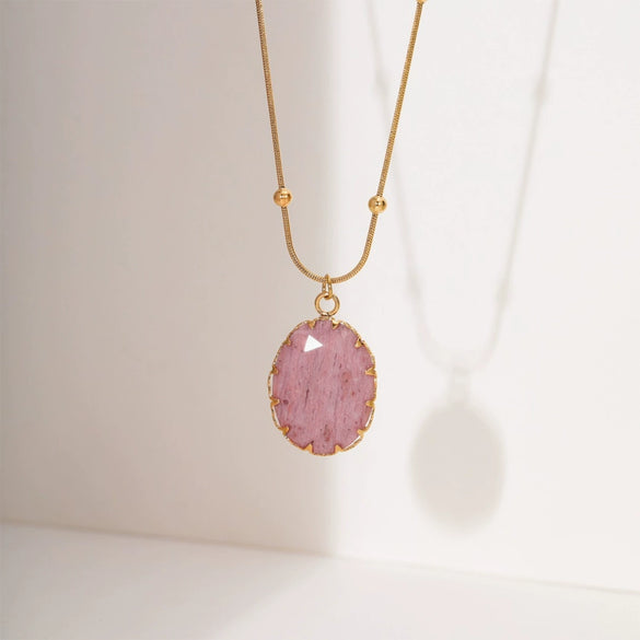 Fashion Retro Light Luxury Natural Stone Stainless Steel Women's Pendant Clavicle Chain Set With Gems
