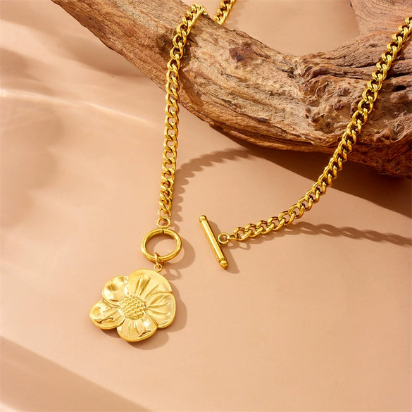 Fashion Retro Ot Buckle Side Chain Flower Pendant Stainless Steel Jewelry Necklace Gold Plated