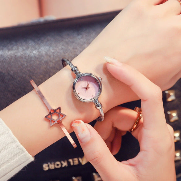 Fashion Retro Small Fresh Female Bracelet Watch Alloy Case Stainless Steel Strap Round Dial